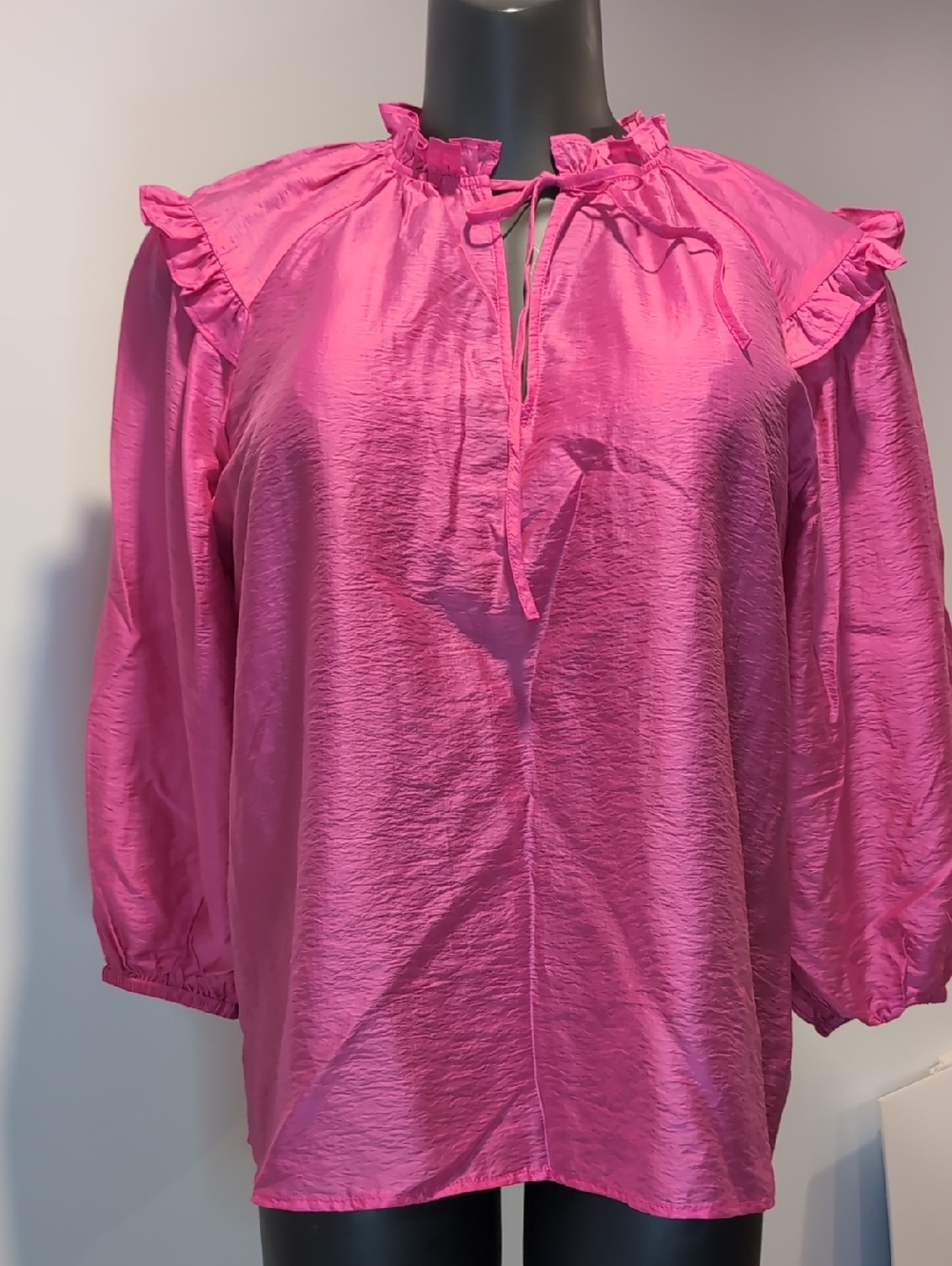 Hudson North Hot Pink Relaxed Fit Ruffle Blouse Plus Size 1X